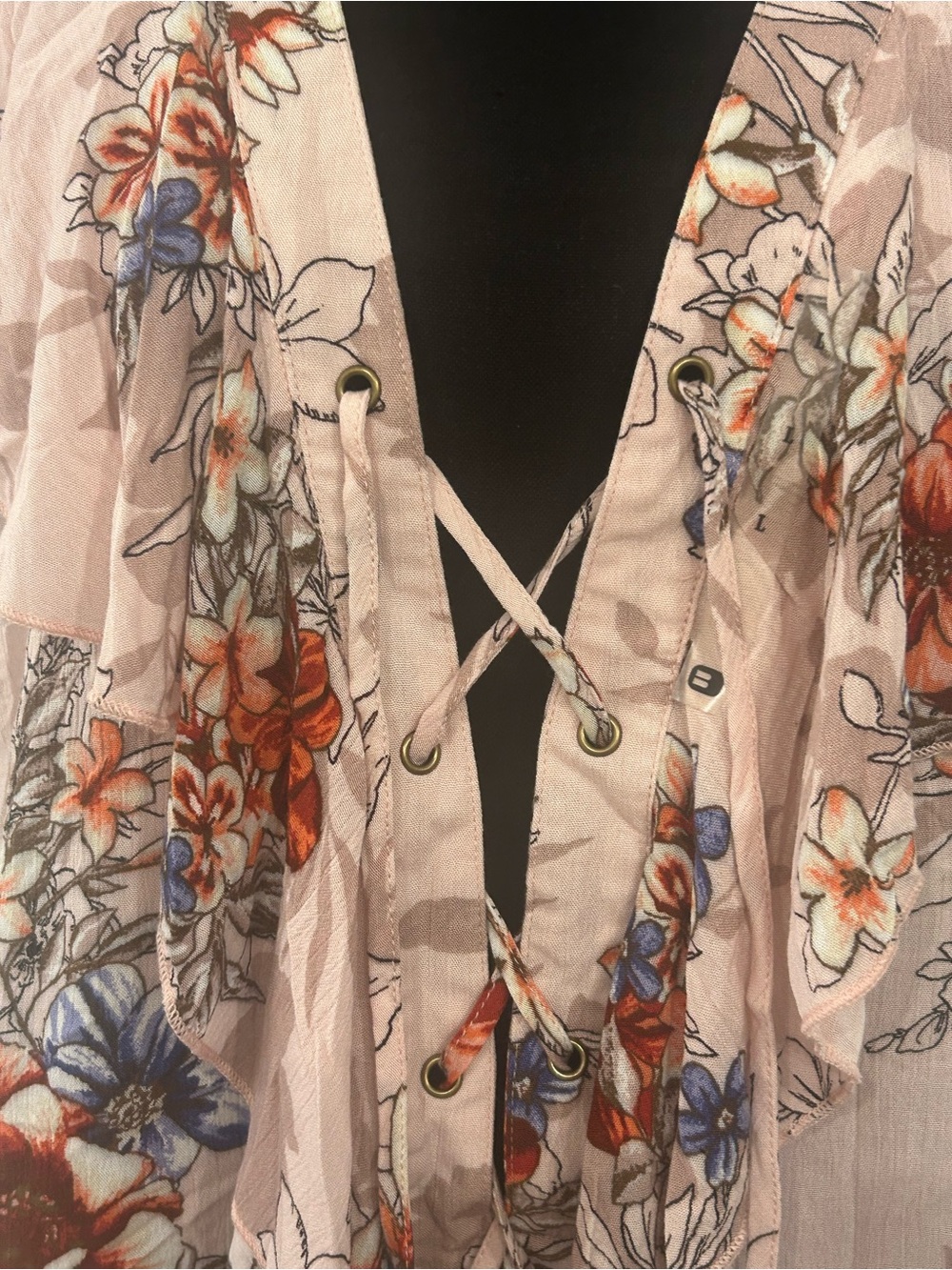 NWT Gimmicks Floral Ruffle Lace-Up Blouse Size Large Boho Pink - Picture 4 of 16